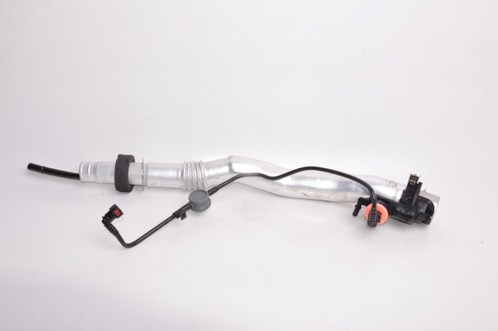 фото №1, Porsche 911 996 труба бака заливна горловина пального 99620104309