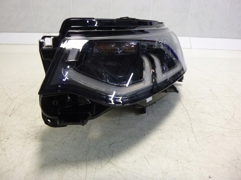 Lr discovery sport рестайлинг  l550 фара перед led европа  le в Украине