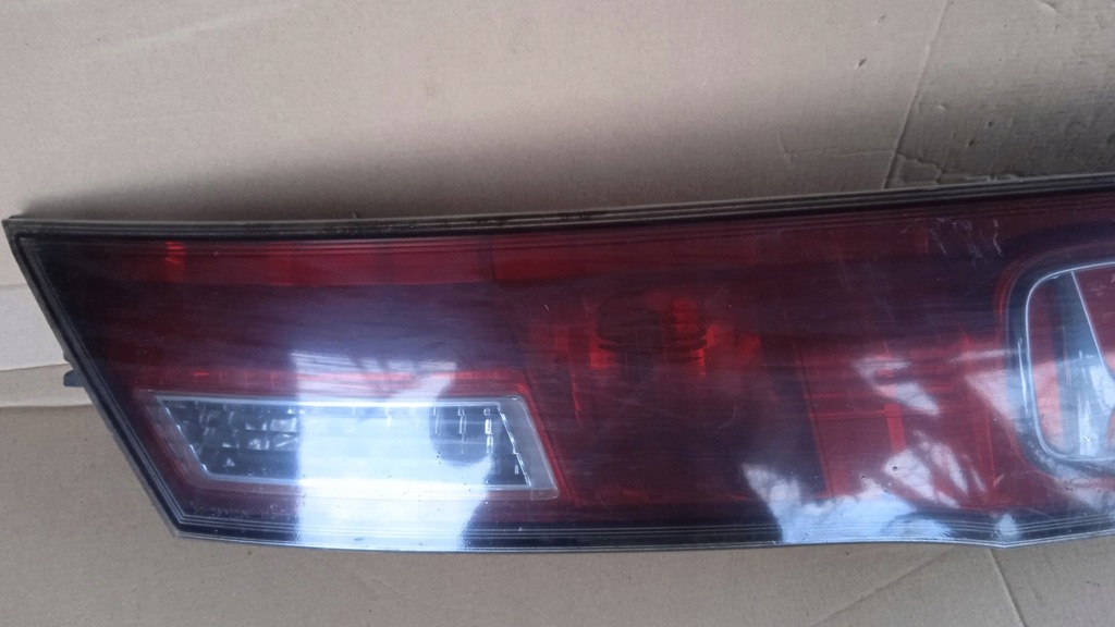 фото №4, Honda civic type-s viii накладка кришки задня 3d