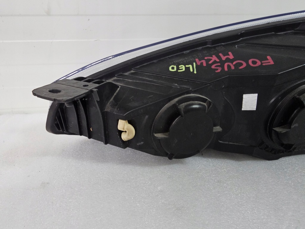 фото №8, Лампа передняя правая ford focus mk4 led