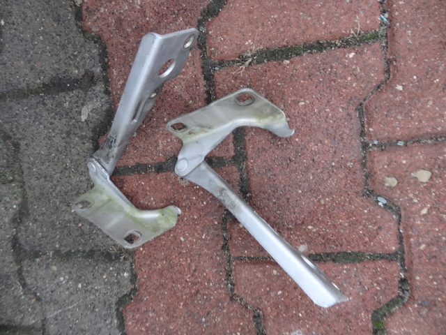 фото №1, Петля петли капот nissan pathfinder r51