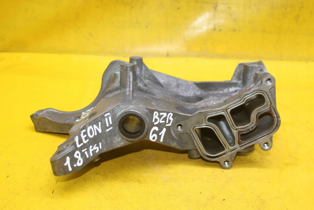 фото №5, Основа фільтра оливи seat leon ii vw audi skoda 1.8 tfsi bzb 06j903143s