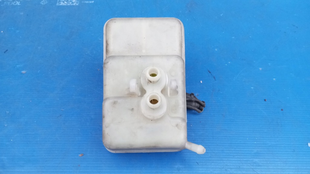 фото №5, Bmw 3 e36 cabrio бачок жидкость тормозной