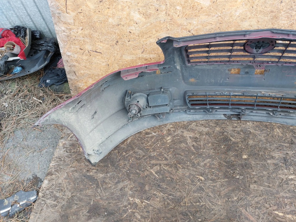 Бампер передок  toyota avensis t25 02-06 Цена