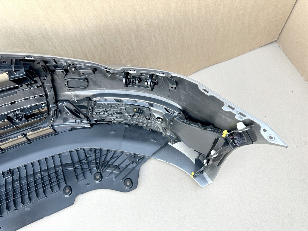 фото №12, Бампер передний audi a6 c8 4k0, black перед, 6x pdc