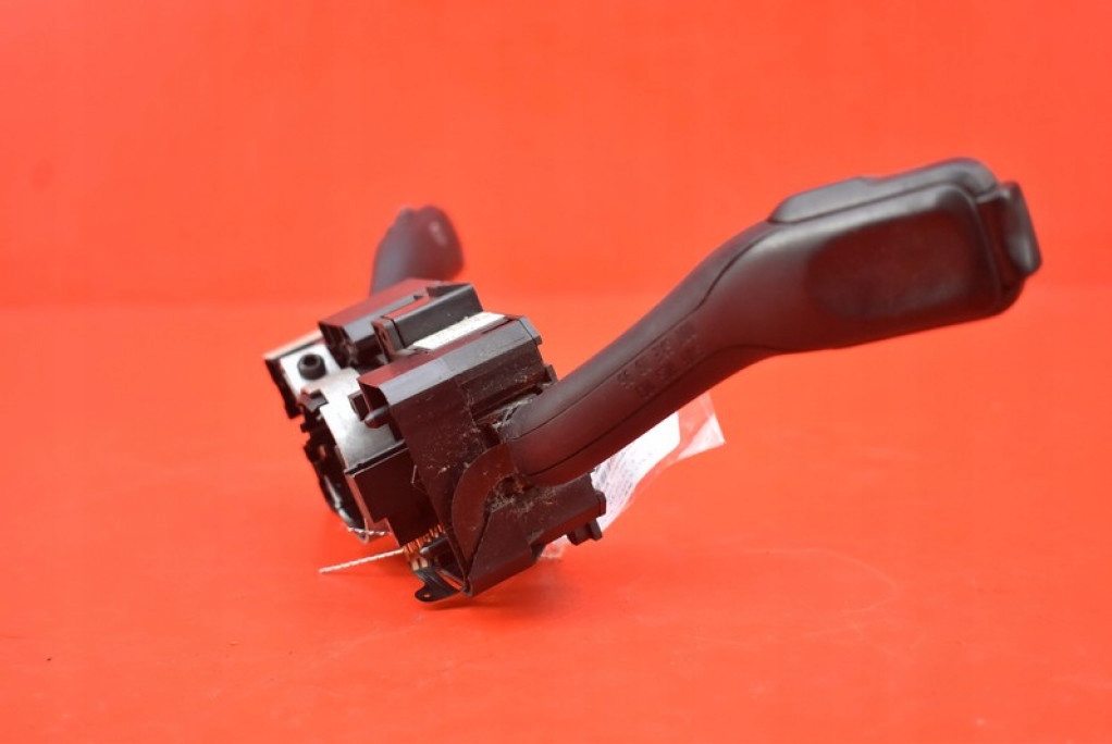 фото №6, Переключатель комбинированный подрулевой переключатель 8l0953513j vw new beetle 2 ii 2.0 8v 115 km