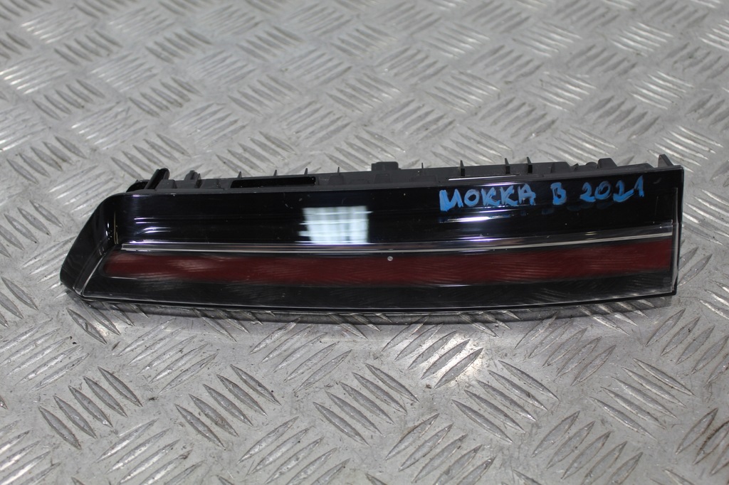фото №1, Лампа крышки левый задняя opel mokka b 9833944480