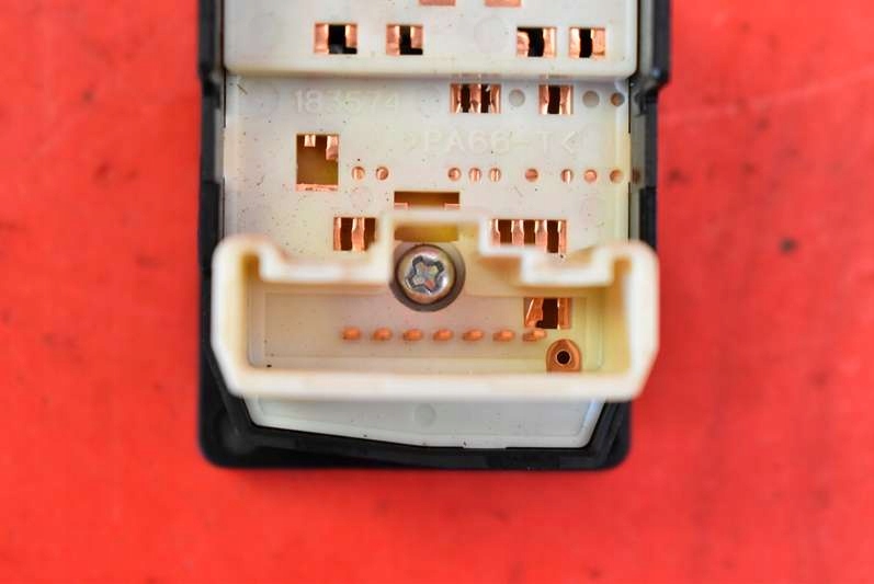 фото №7, Панель регулировки зеркал toyota auris 1 i 09r