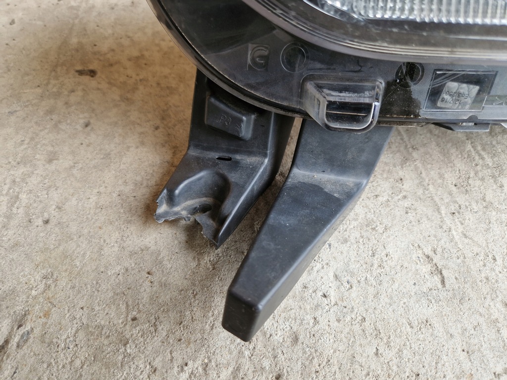 фото №4, Лампа ліва перед renault espace v 5 260608372r