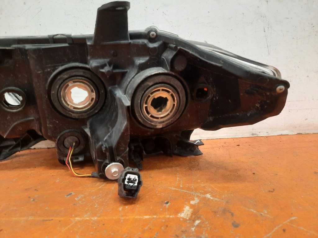 фото №13, Toyota tacoma 16-20 лампа права перед фара правий