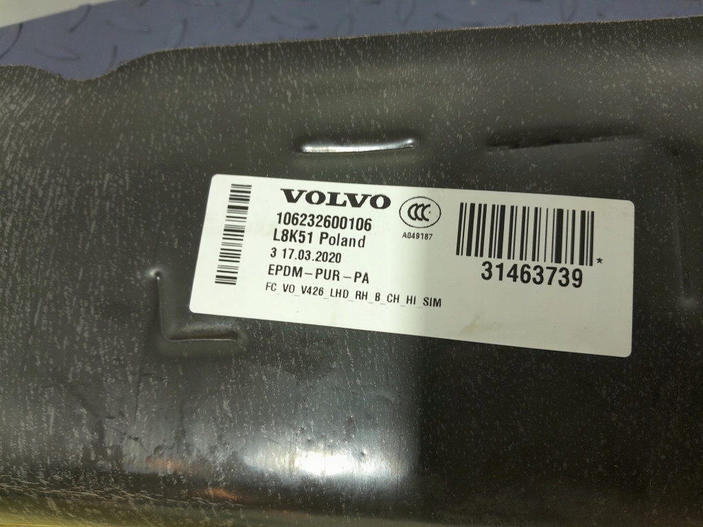 фото №5, Volvo xc60 ii обшивка коврик пол правый перед eu 31463739