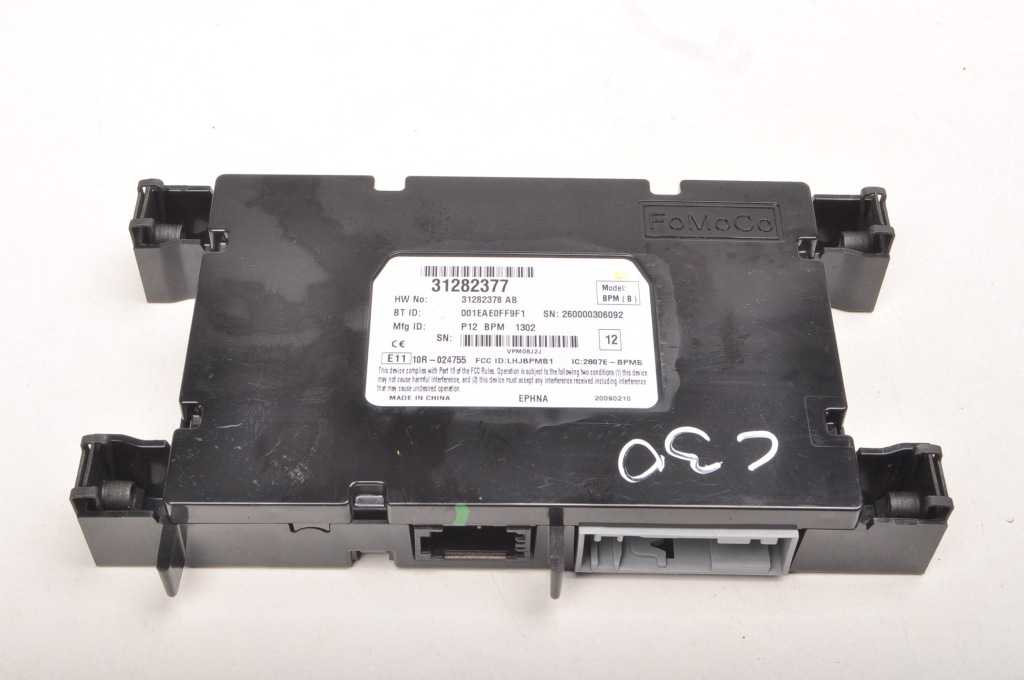 Купить Volvo c70 2 модуль bluetooth 31282377 крепеж