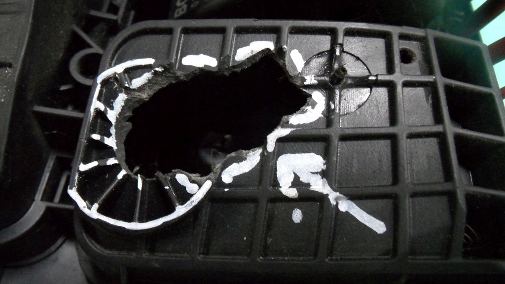 фото №15, Vw golf plus 1.6 tdi 12r коробка предохранителей