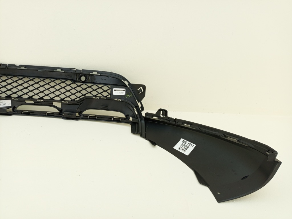 Mercedes glb x247 w247 2019- спойлер накладка бампера перед a2478858100 Доставка