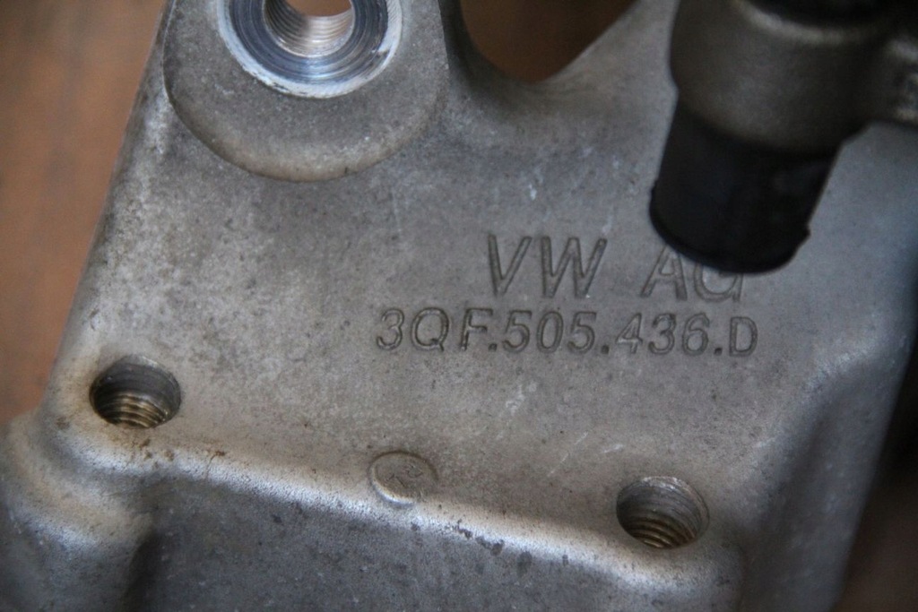 фото №6, Поворотний кулак задня права vw atlas v6 fwd oryg kpl