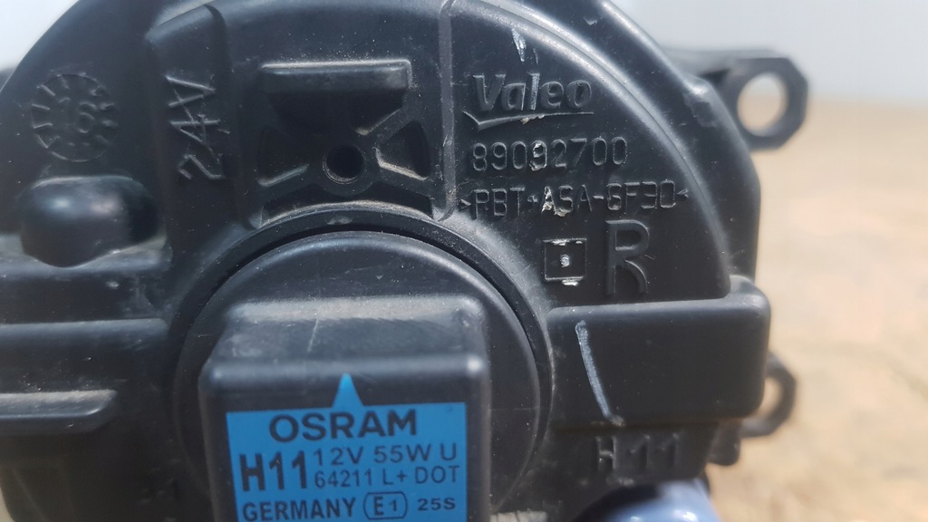 фото №7, Toyota prius 3 iii 09-15r противотуманная фара правый оригинальный