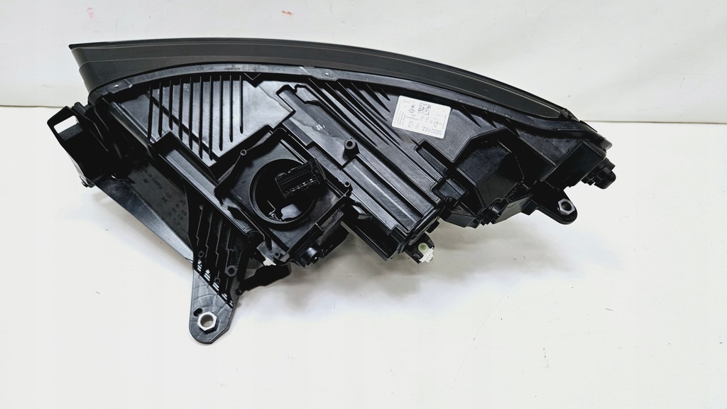 фото №8, Лампа правая перед skoda enyaq full led 5lb941016a