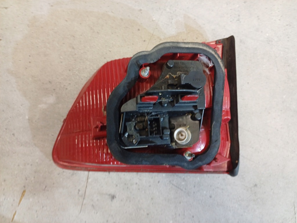 фото №5, Лампа левая w крышка vw touran ii hella