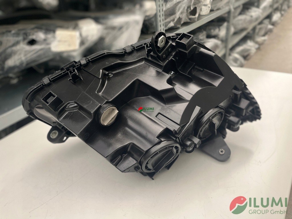 фото №7, Mercedes w205 противотуманная фара лампа фара левый a2058200761