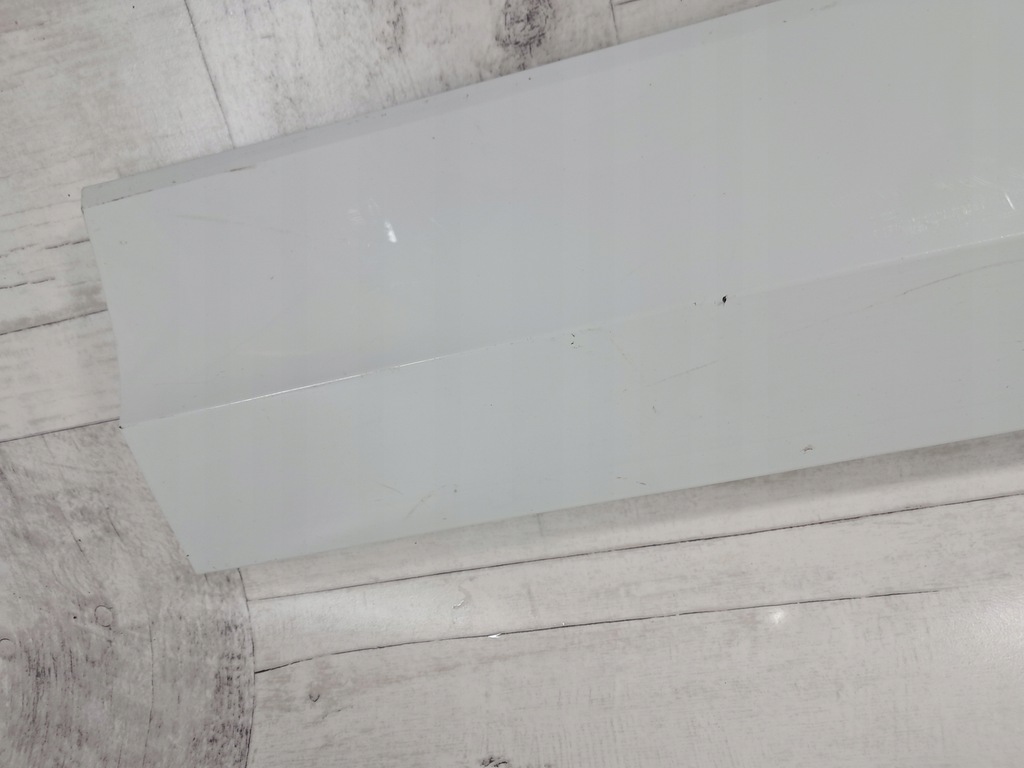 фото №2, Vw t-roc r-line молдинг накладка двері правий перед 2ga853720a