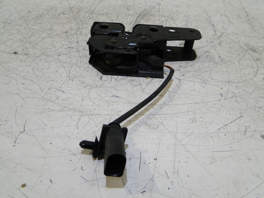 фото №8, Vw polo iv 9n 01-05 замок засов капот 6q0823509d