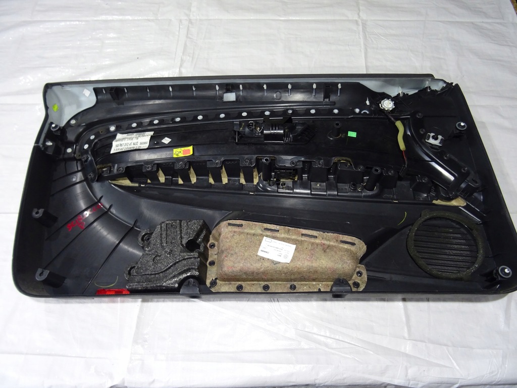 фото №6, Обшивка дверь перед правый vw scirocco 1k8867012at