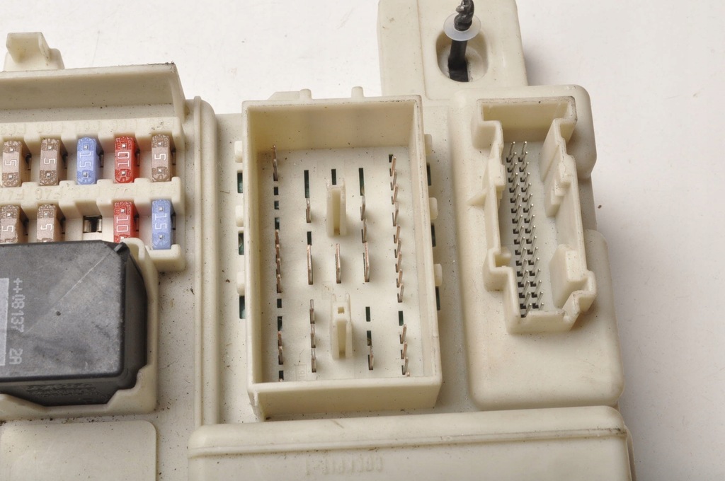 фото №10, Volvo c30 s40 c70 ii коробка модуль bsi 31268178 ключи