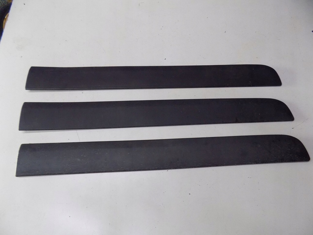 фото №16, Suzuki sx-4 sx4 накладка молдинг двері правий перед 990e0-79j07