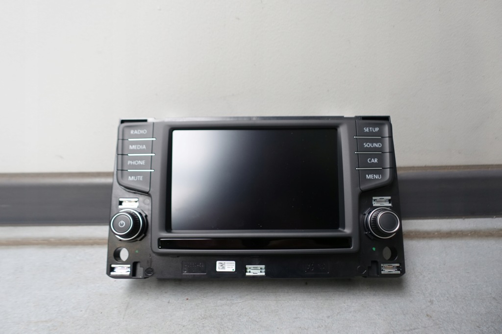 фото №1, Vw golf vii sportsvan passat b8 радио дисплей экран монитор панель eu