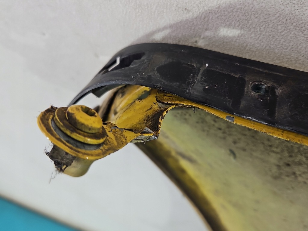 фото №11, Крыло перед правый vw transporter t5 жёлтый