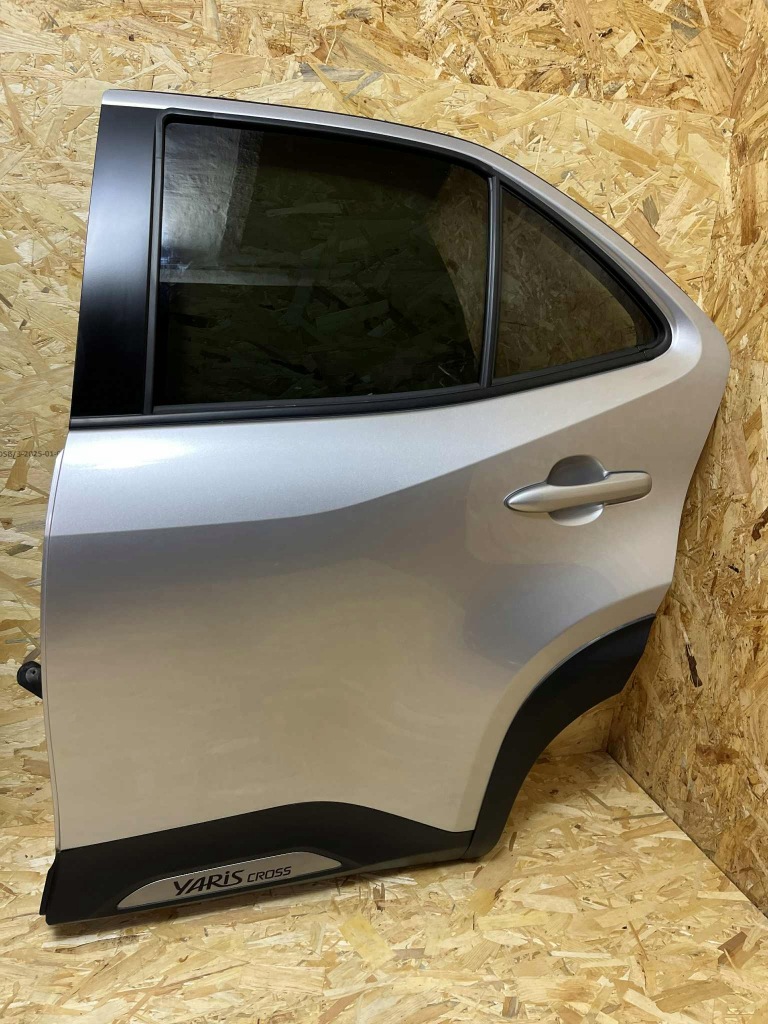 фото №9, Повний двері ліва перед + задня задні toyota yaris cross 24r 1l0 оригінал