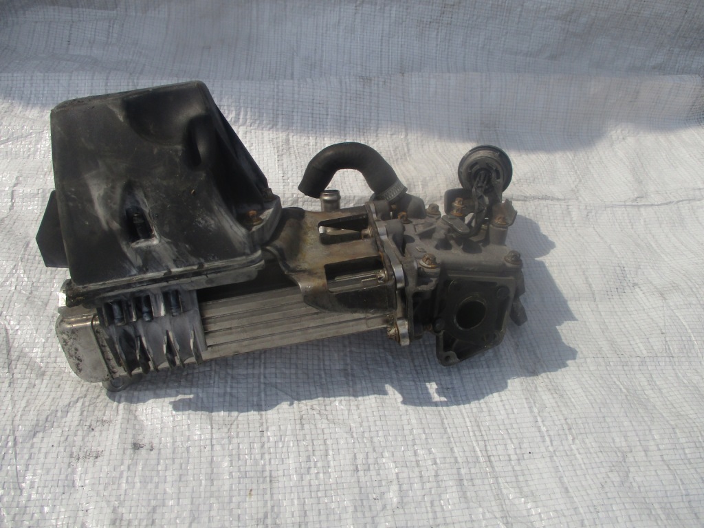 Купити Бак вакууму mercedes sprinter 2.2cdi 651