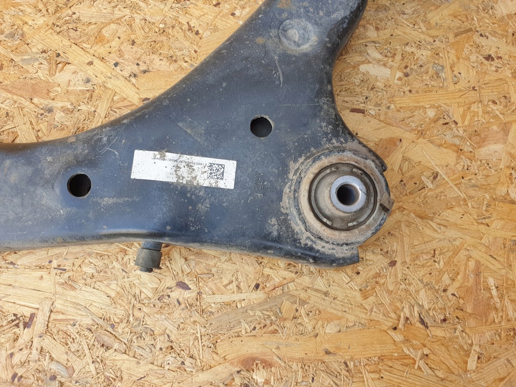 фото №3, Discovery sport рычаг правый перед 2.2