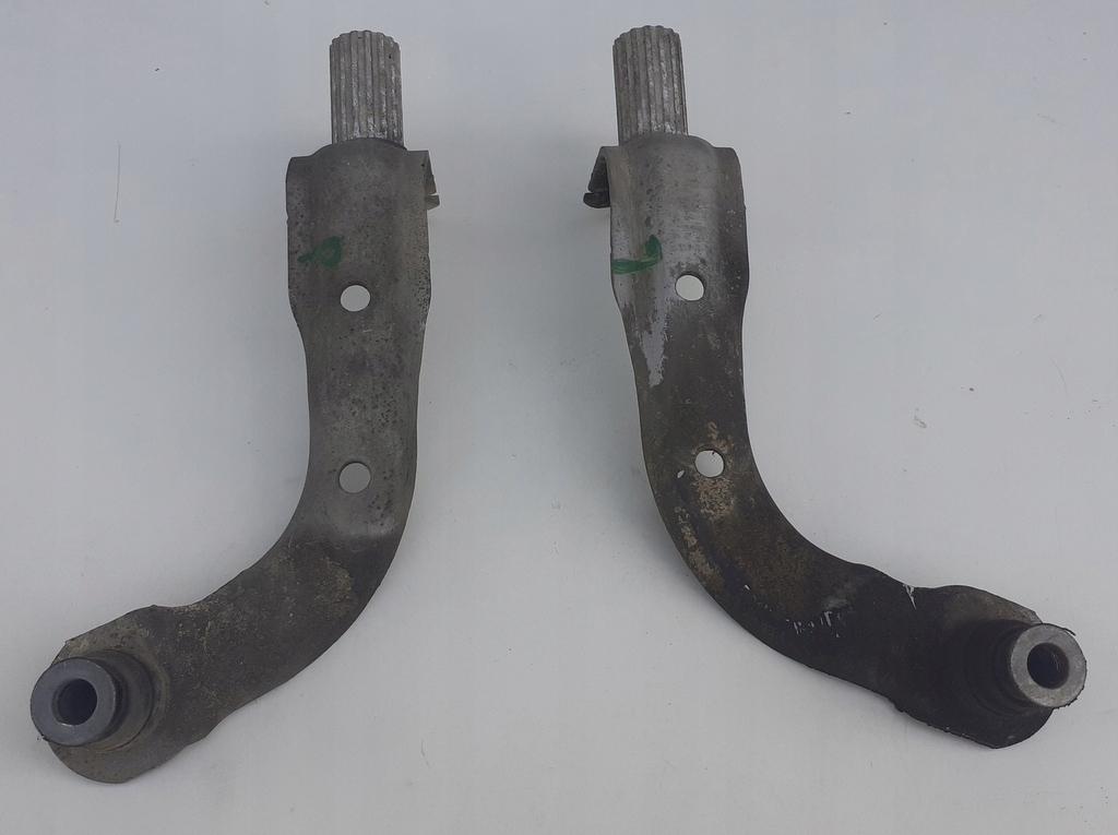 фото №2, Кронштейн подрамник подрамник правый + левый renault captur i