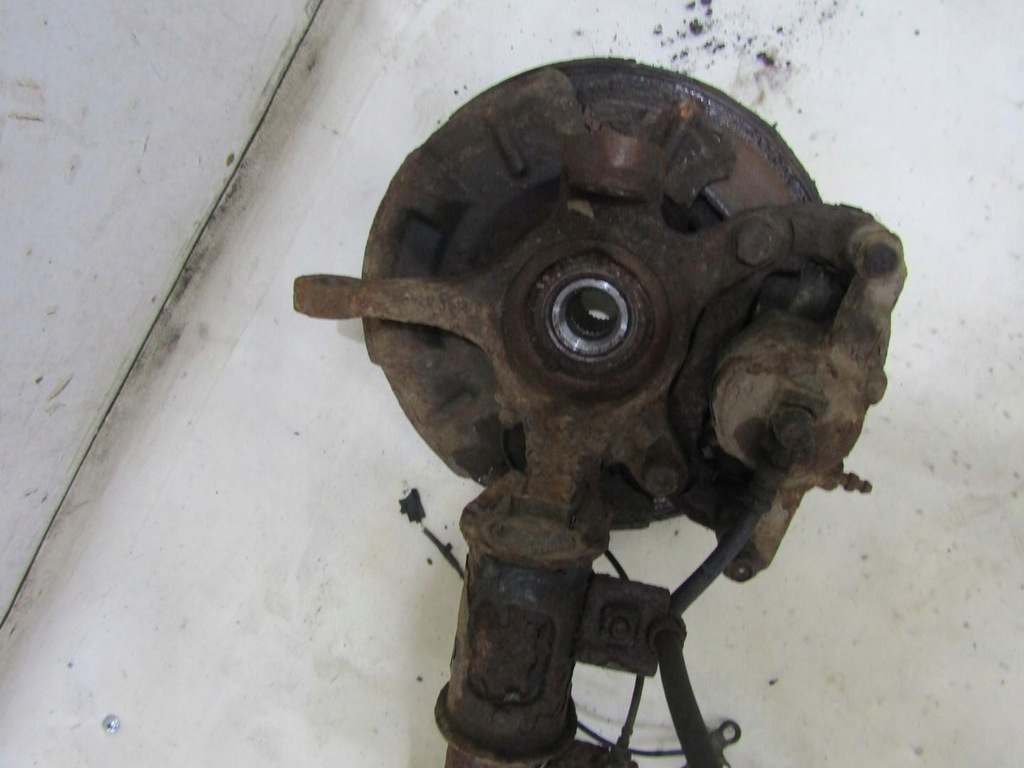 фото №7, Поворотный кулак амортизационная стойка правая правый перед suzuki sx4 s-cross