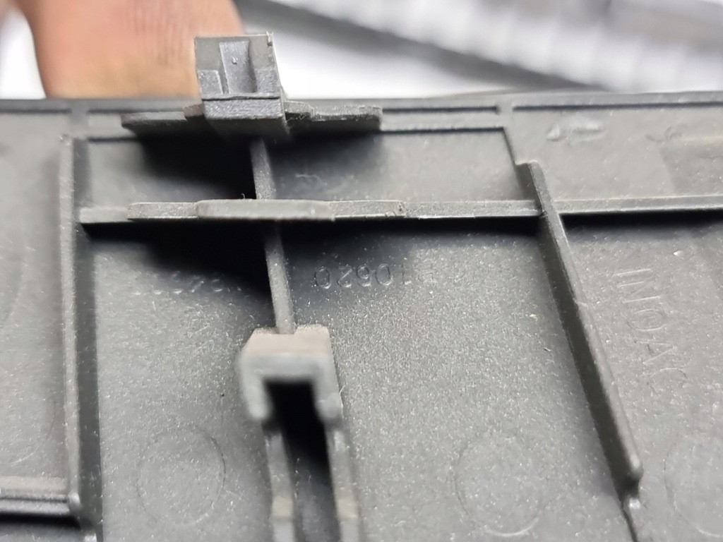 фото №5, Nissan gtr r35 lift решётка верхний воздуховод левая правая