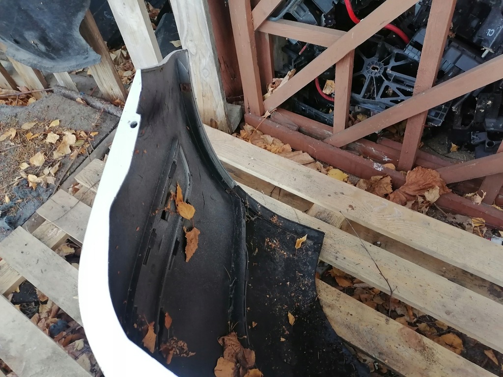 фото №11, Бампер задняя vw golf v hb 1k6807417