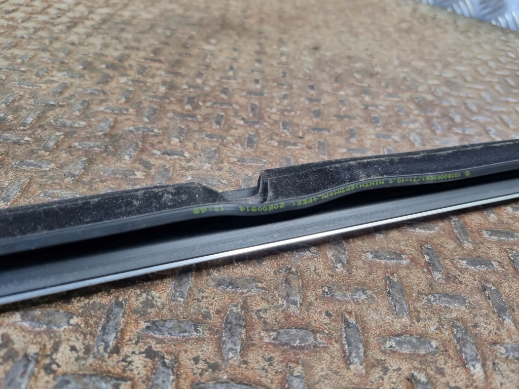 фото №7, 2021 mercedes-benz a w177 молдинг скло задній a1777350400