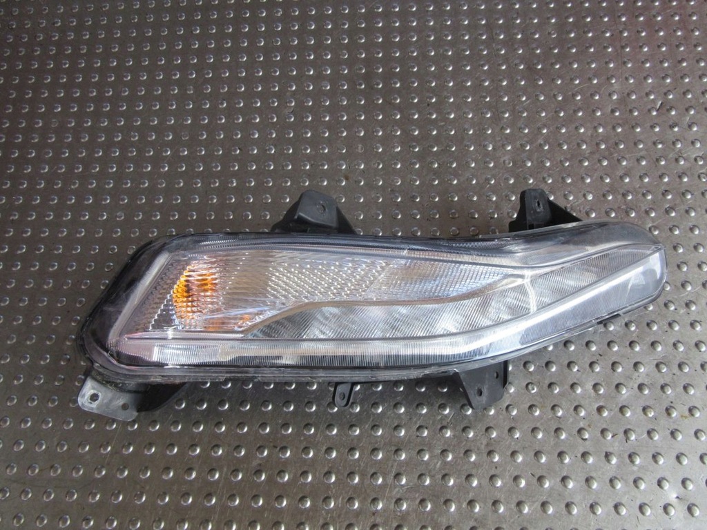 фото №1, Chevrolet malibu 2020 поворотник левый перед led drl