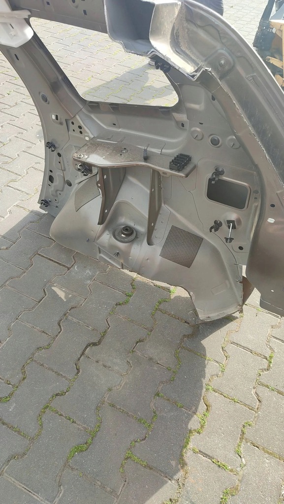 фото №8, Dacia duster ii 2017 задняя сторона правая крыло четверть