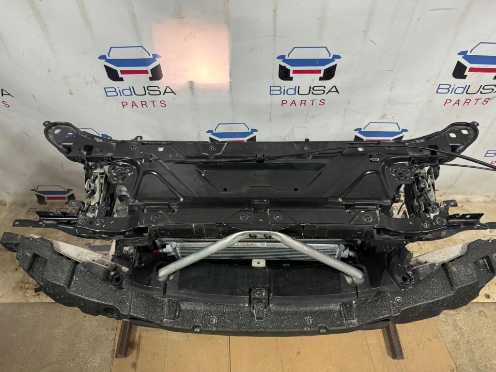 Бампер ремень передний комплект перед радиатор фары вентилятор bmw g20 2018 Недорого