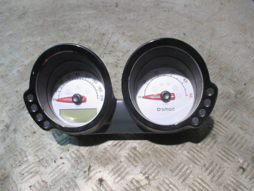 фото №1, Счетчик smart forfour 454 a4545403311 1.5l дизель 70kw 2005