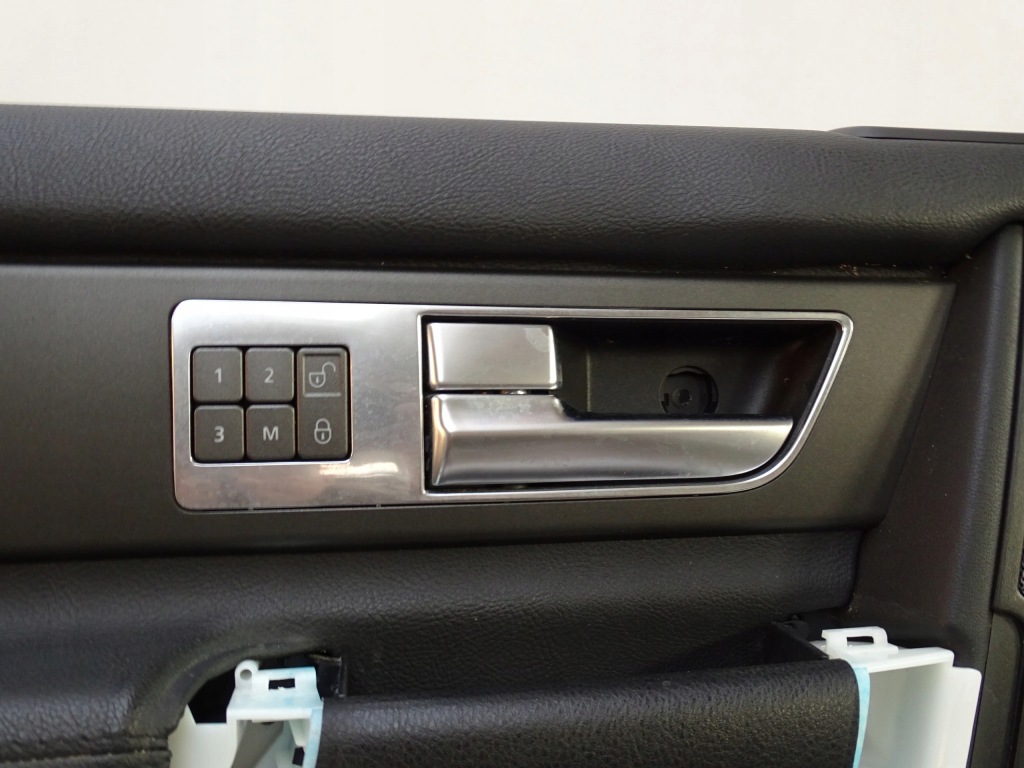 фото №7, Чорний обшивка оббивка ліва передні двері панель door discovery 4 iv l319