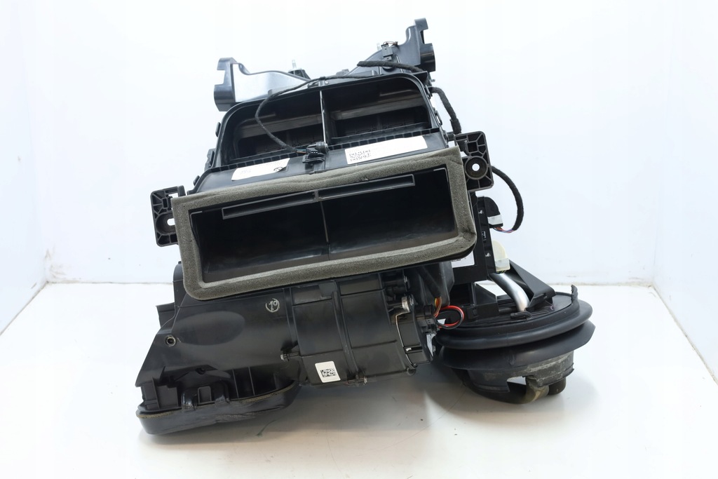 фото №1, Обігрівач повітродувка bmw i3