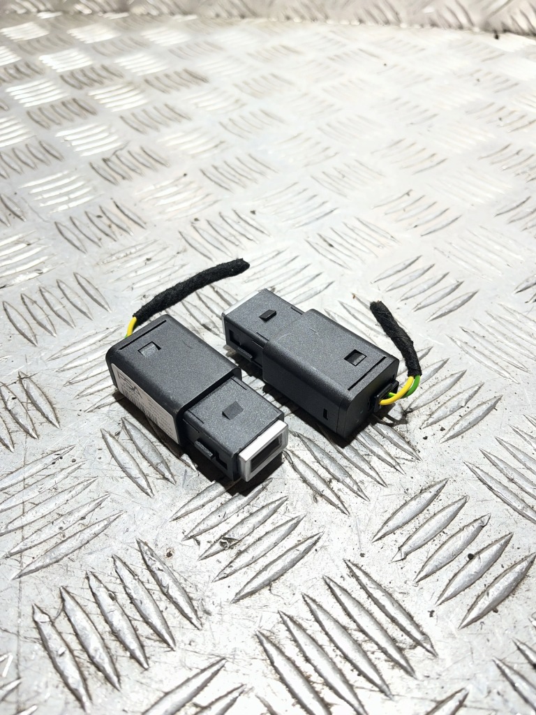 Купити Роз'єм port usb opel mokka b 2 20- 98217039dx