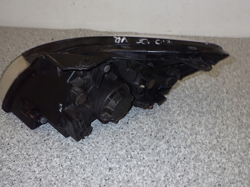 фото №8, Kia rio 06-10 фара правий лампа перед