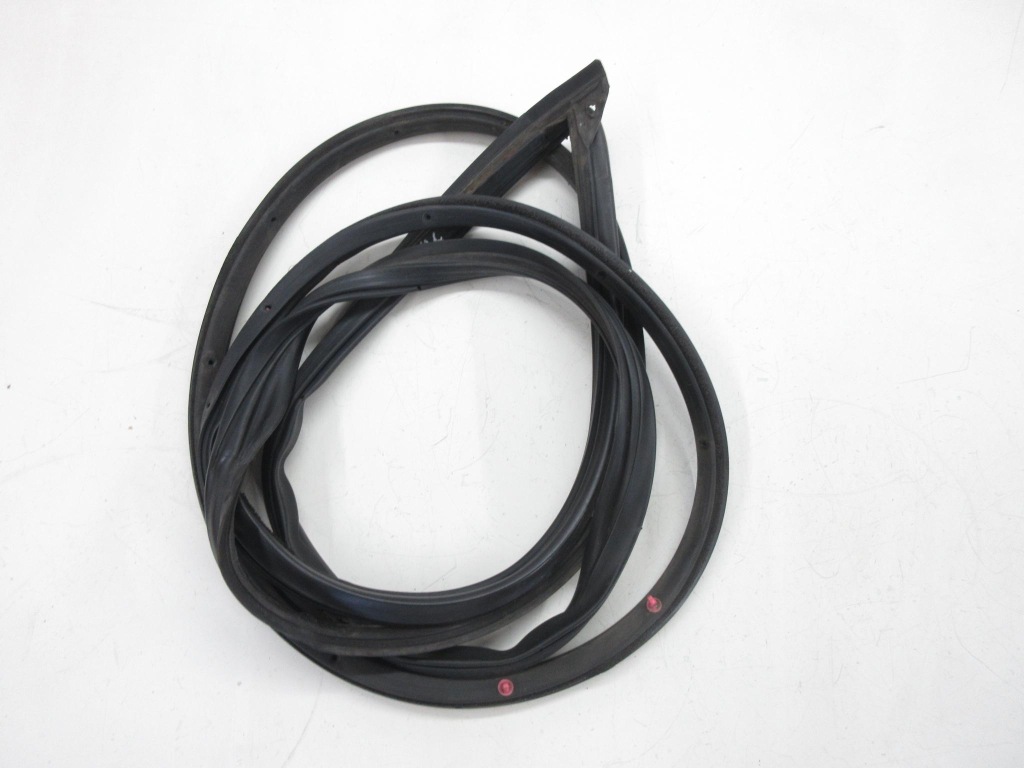 фото №5, Honda civic vii 5d hb 1.4 16v 90 km прокладка двері перед задня лівий правий