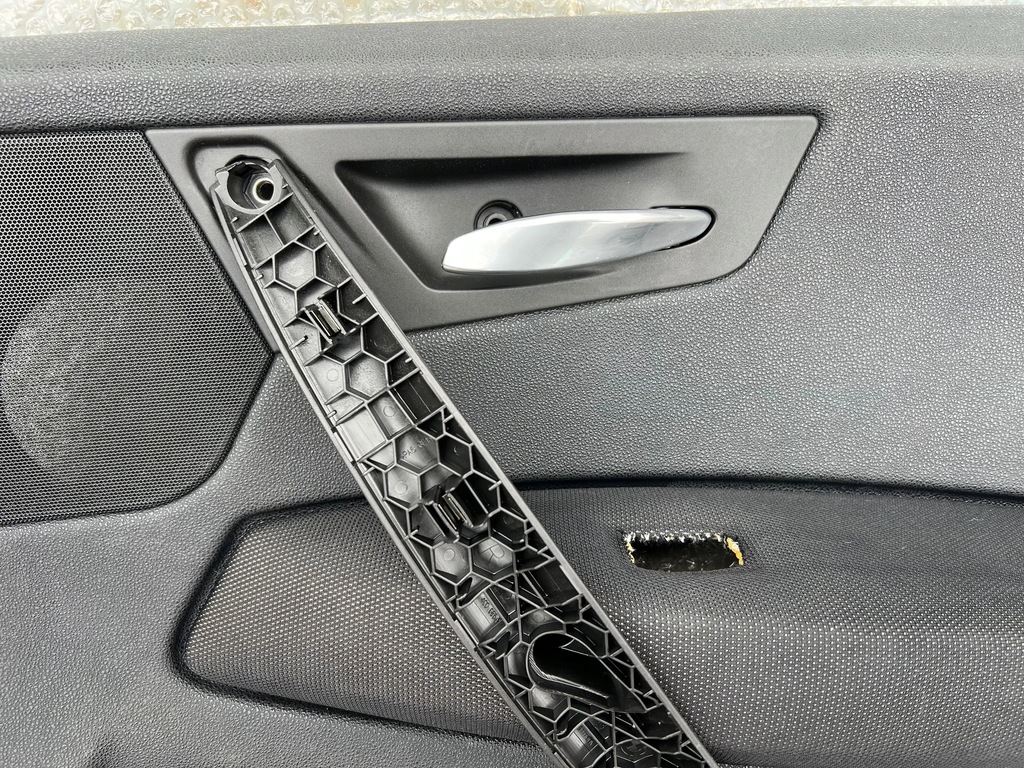 фото №15, Bmw x3 e83 prelci обшивка двері правий задня матеріал