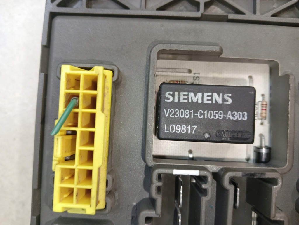 фото №7, Коробка предохранителей rover 75 1.8