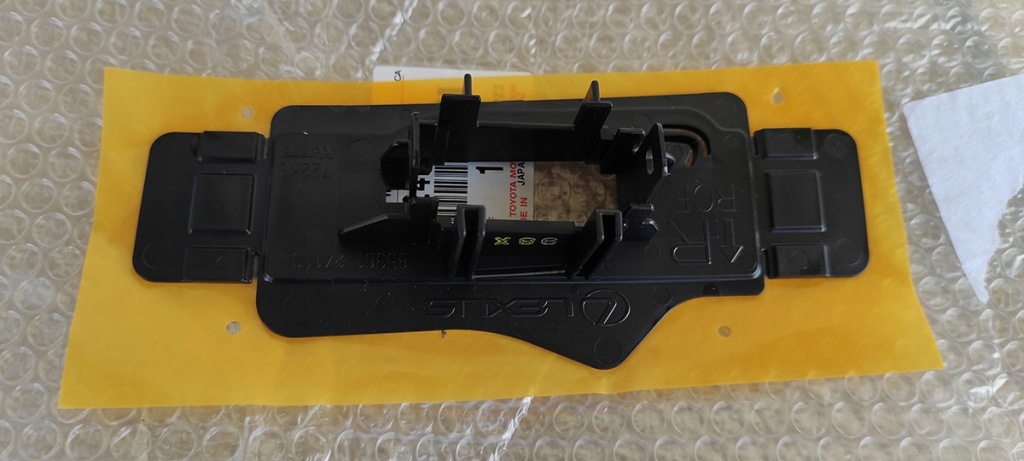 фото №1, Lexus rc f 2020 кронштейн распылителя форсунка